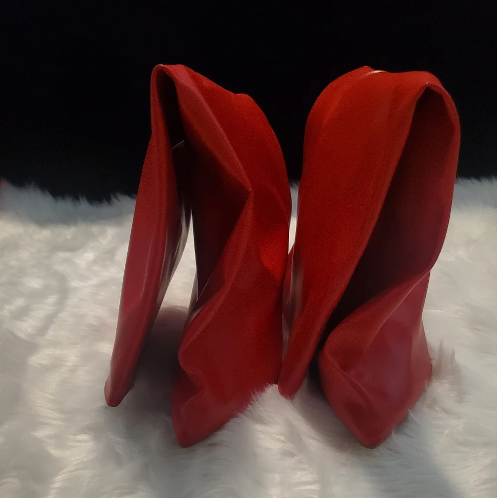 Boot - Picture 5 of 5